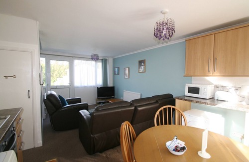 Pembroke Chalet De Esquí | 'Frailecillo' - una confortable casa de vacaciones en Freshwater Bay Holiday Village