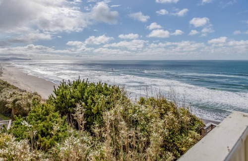 Nelscott Casa | Puffin Place - Olivia Beach