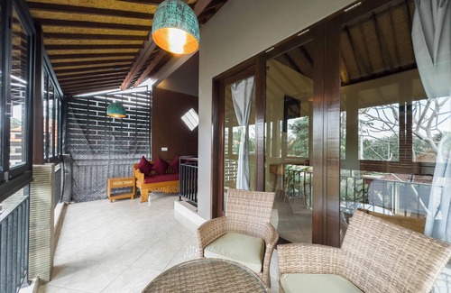 Lodtunduh Villa | Pukakoo Villa by Supala