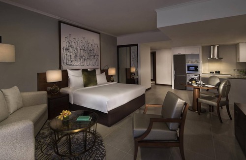 Deira Hotel | Pullman Dubai Creek City Centre Residences