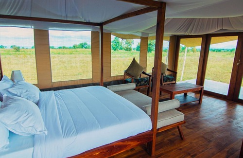 Serengeti National Park Hotel | Pumba Luxury Camps
