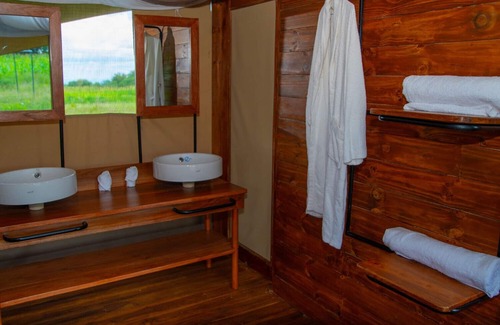 Serengeti National Park Hotel | Pumba Luxury Camps