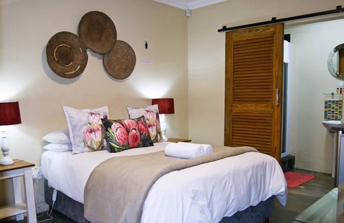 Schoemansville Casa | Pumleni Guesthouse