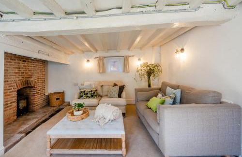 Leicester Casa | Pump Cottage