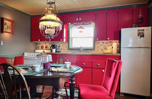 Twillingate Casa | Pumpkin House ~ a museum guesthouse experience