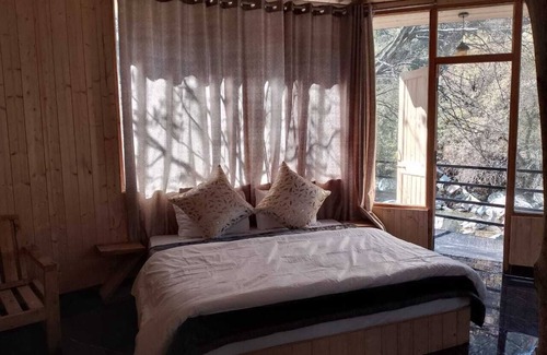 Jibhi Hotel | Pumpkin Stays Boutique Cottages