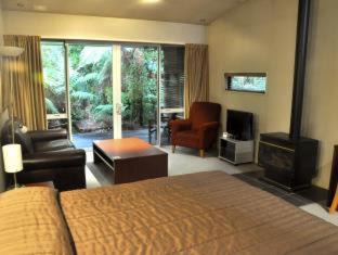 Franz Josef Glacier Hotel | Punga Grove