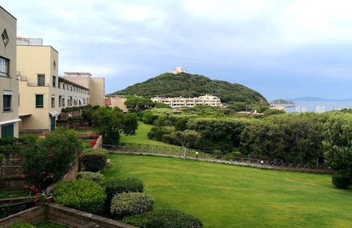 Punta Ala Apartamento | Punta Ala Boboli apartment (sea view).
