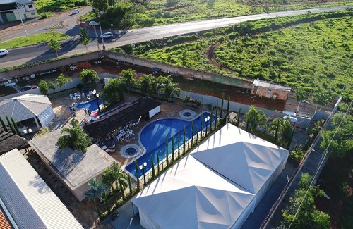 Setor Lagoa Quente Casa | PUNTA CALDAS> CASA 1> R $ 350 / CASA / NOCHE> ACOMODA HASTA 10