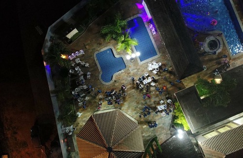 Setor Lagoa Quente Casa | PUNTA CALDAS> CASA 1> R $ 350 / CASA / NOCHE> ACOMODA HASTA 10