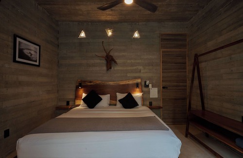 Barra de Colotepec Hotel | Punta Tamarindo