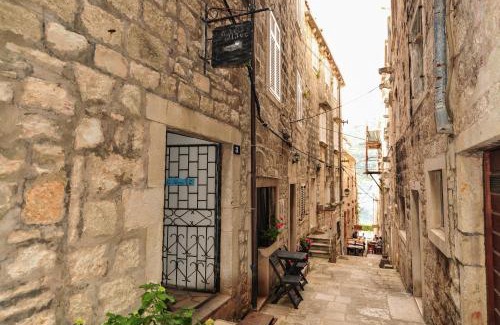 Cove Tri Zala (Zrnovo) Apartamento | Puntin Rooms apartman