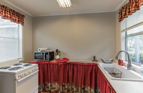 Eastpoint Casa | Pura Vida East Point Apartment with Bay and Island View by RedAwning