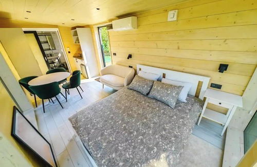 Vama Veche Casa | Pura Vida Tiny house Seaside Resort Mirror house