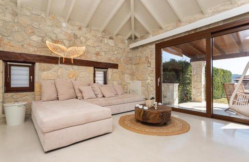 Siviri Casa | Pure Amber Suite Elani