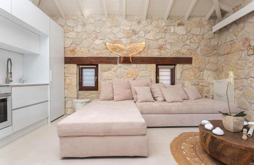 Siviri Casa | Pure Amber Suite Elani