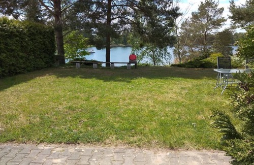 Mohlau Apartamento | Pure vacation in our "See-Ferienwohnung 1" directly at the Möhlauer See. The apartment has approx. 40 square meters of living space