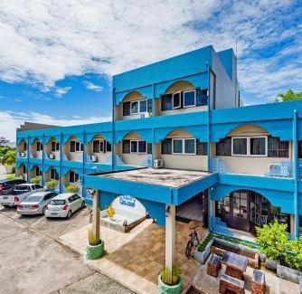 Talat Nuea Hotel | Pure Phuket Residence