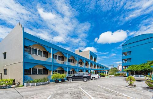 Talat Nuea Hotel | Pure Phuket Residence