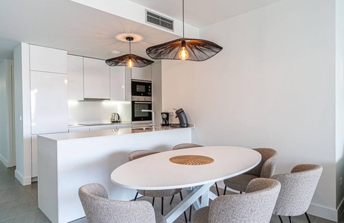 Puerto de la Duquesa Apartamento | Pure South 2111 Beach & Golf