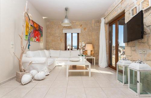 Siviri Casa | Pure White Suite Elani