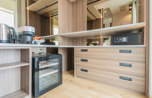 Como Casa | Pureview Luxury Suites