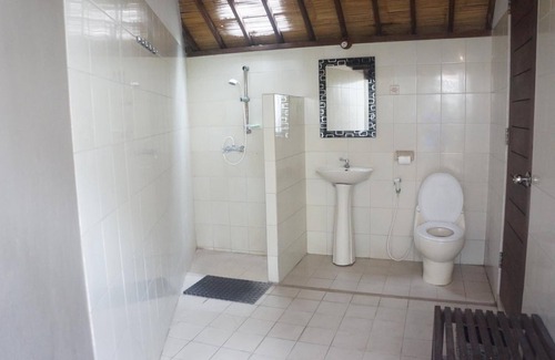 Candi Dasa Hotel | Puri Pandan Restaurant & Bungalows