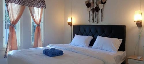 Sleman Casa | Purisani Suites Villa