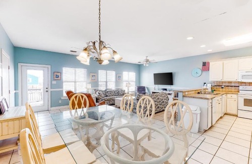 Southpointe Casa | Purple House East and West