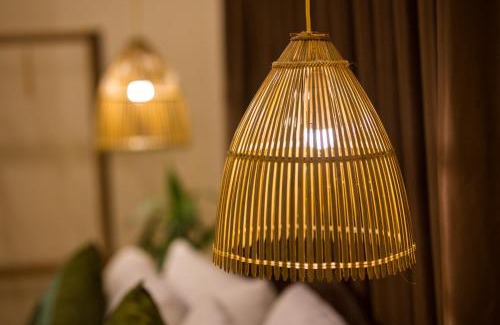 Hue City Centre Hotel | Purple Hue Central Hub