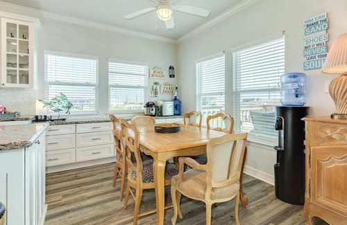 San Luis Beach Casa | Purple Paradise Beachy Fun, Bay Beach Views!