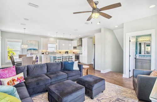 Mexico Beach Casa | Purple Rain! Beautiful 5 Bedroom Home with a Private Pool!
