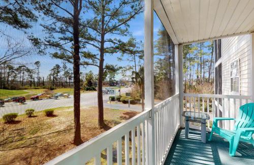 Carolina Forest Apartamento | Purple Sunset Sanctuary, Unit 41-E