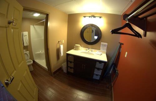 Put-in-Bay Hotel | Put-in-Bay Victory Station