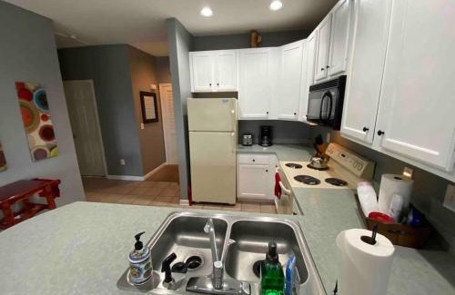 Red Hill Casa | Putters Hideaway at Legends Golf Resort