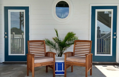 Kiska Beach Apartamento | PVT POOL, 2 Br 1 Ba Apt. 1 Street Fr. bch. July special 50%off golfcart.