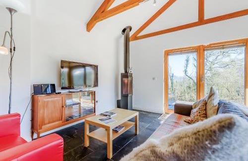 Llandeilo Casa | Pyllaubach