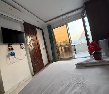 Giza Hotel | Pyramids Middle East stay&tours
