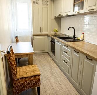 Iasi Apartamento | Q Elegance Palas Mall