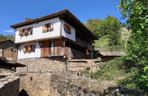 Garmen Casa | Q.pova house