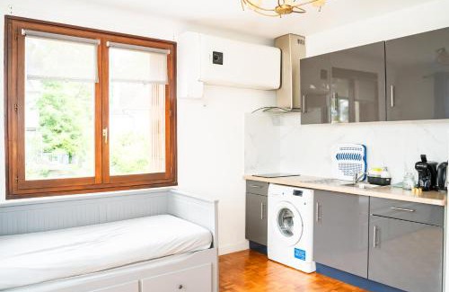 Les Stades Apartamento | Qhome 2 - T2 Cosy entre Paris et Disney - Parking privé