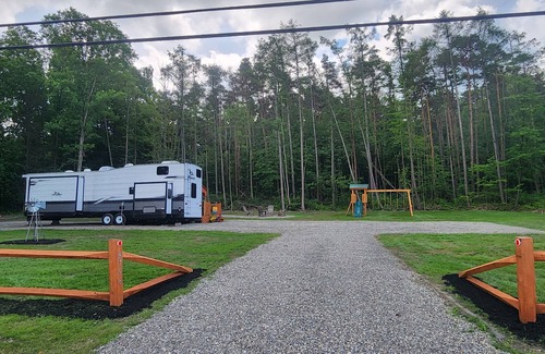 Hammondsport Casa | QKA Sunset Hideaway! Located in the Heart of the Finger Lakes Wine Trail.