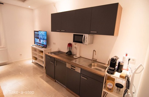 Dillenburg Apartamento | Qonroom for 2 | Netflix | Kitchen | Comfy Place