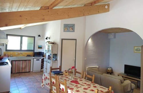 Saint-Hippolyte-le-Graveyron Cabaña | Cottage con Encanto ** para 4 personas en el país de Ventoux