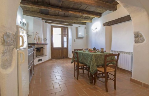 Santa Fiora Apartamento | Quadrifoglio by Interhome