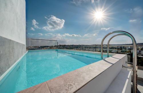 Paceville Hotel | Quadro Hotel, Trademark Collection by Wyndham