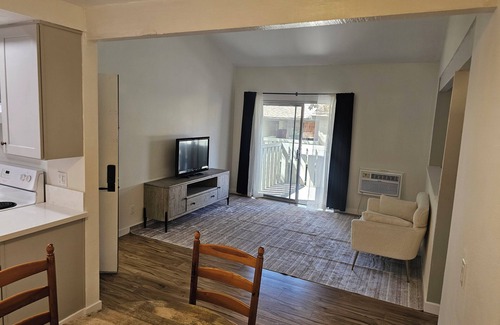 Westmont Condominio | Quail Creek Retreat! Come enjoy a fully remodeled Condo!
