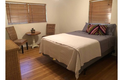 Dade City Otro | Quail Hill Farmhouse for Adventure Travelers