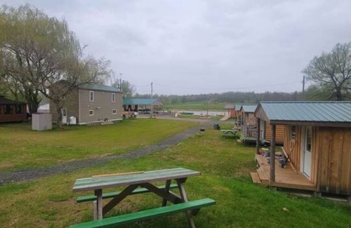 Hammond Cabina | Quaint 1-bedroom cabin in Hammond