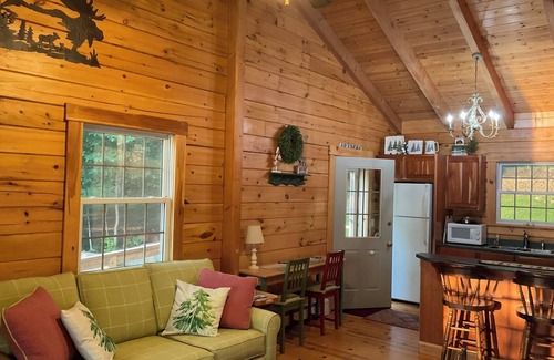 Weeks Mills Cabina | Quaint 2-bedroom cabin in Augusta
